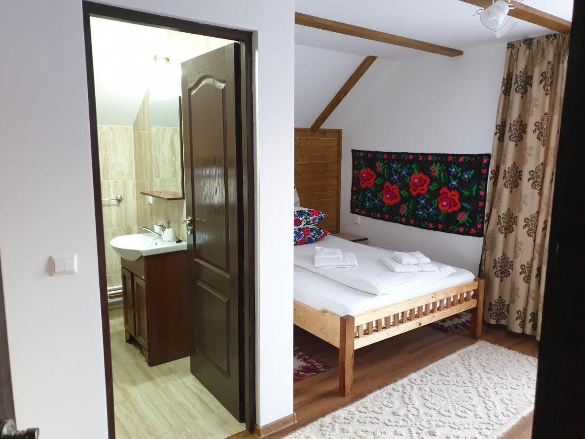 Casa Leca Hotel Breb Bagian luar foto
