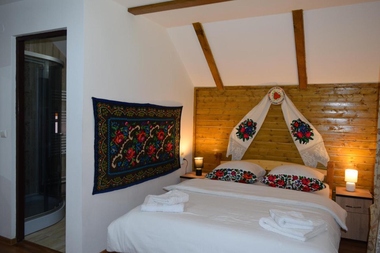 Casa Leca Hotel Breb Bagian luar foto