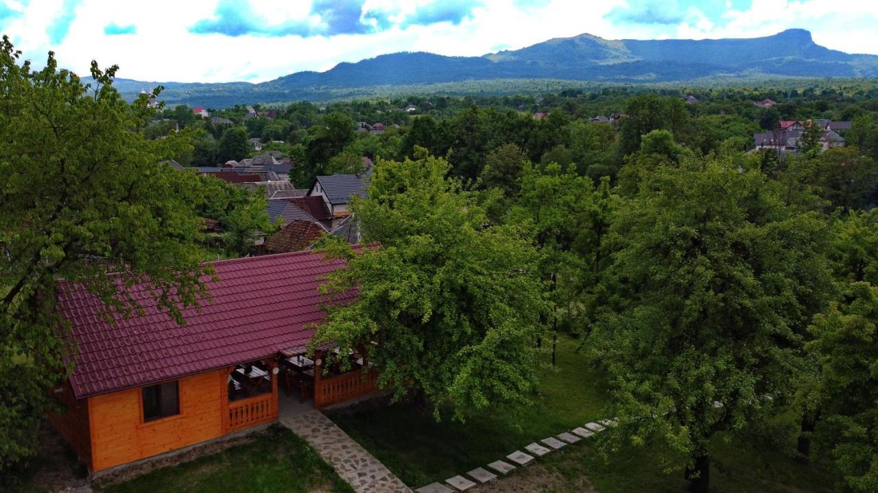 Casa Leca Hotel Breb Bagian luar foto