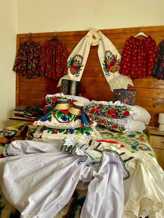 Casa Leca Hotel Breb Bagian luar foto